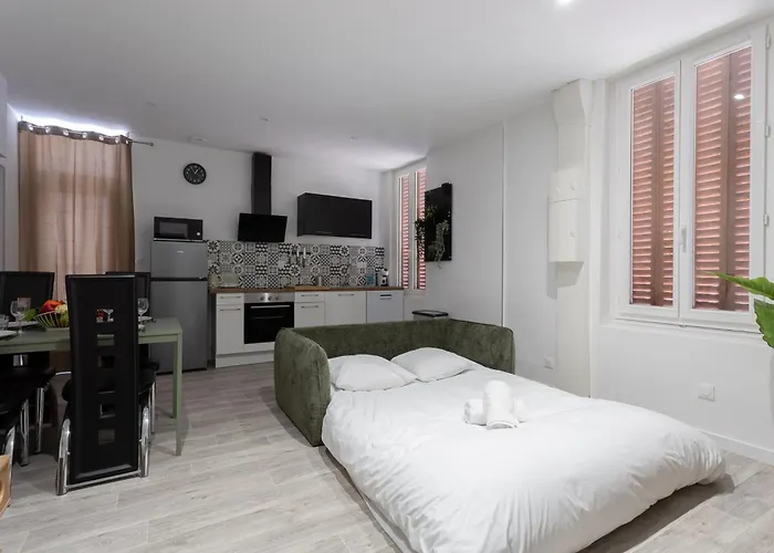 شقة Curie 1er - Cosy & Calme A 5 Min De La Gare *