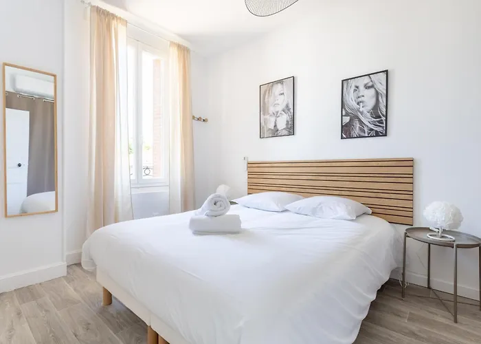 Curie 1er - Cosy & Calme A 5 Min De La Gare *